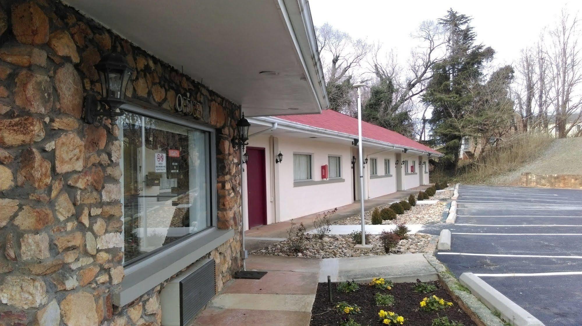 Amherst Inn - Virginia 외부 사진
